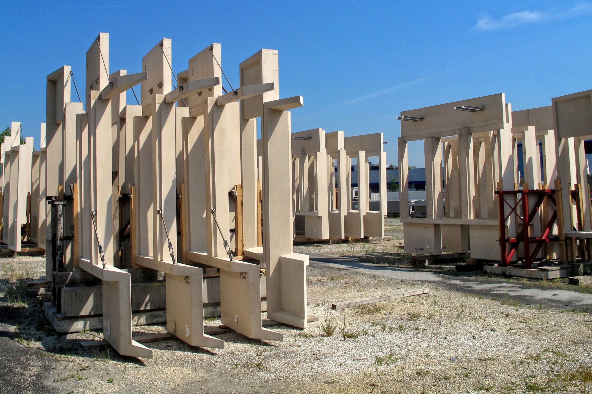 用锡卡预制元素生产的预制元素为苏黎世的Limmat大楼生产的预制元素