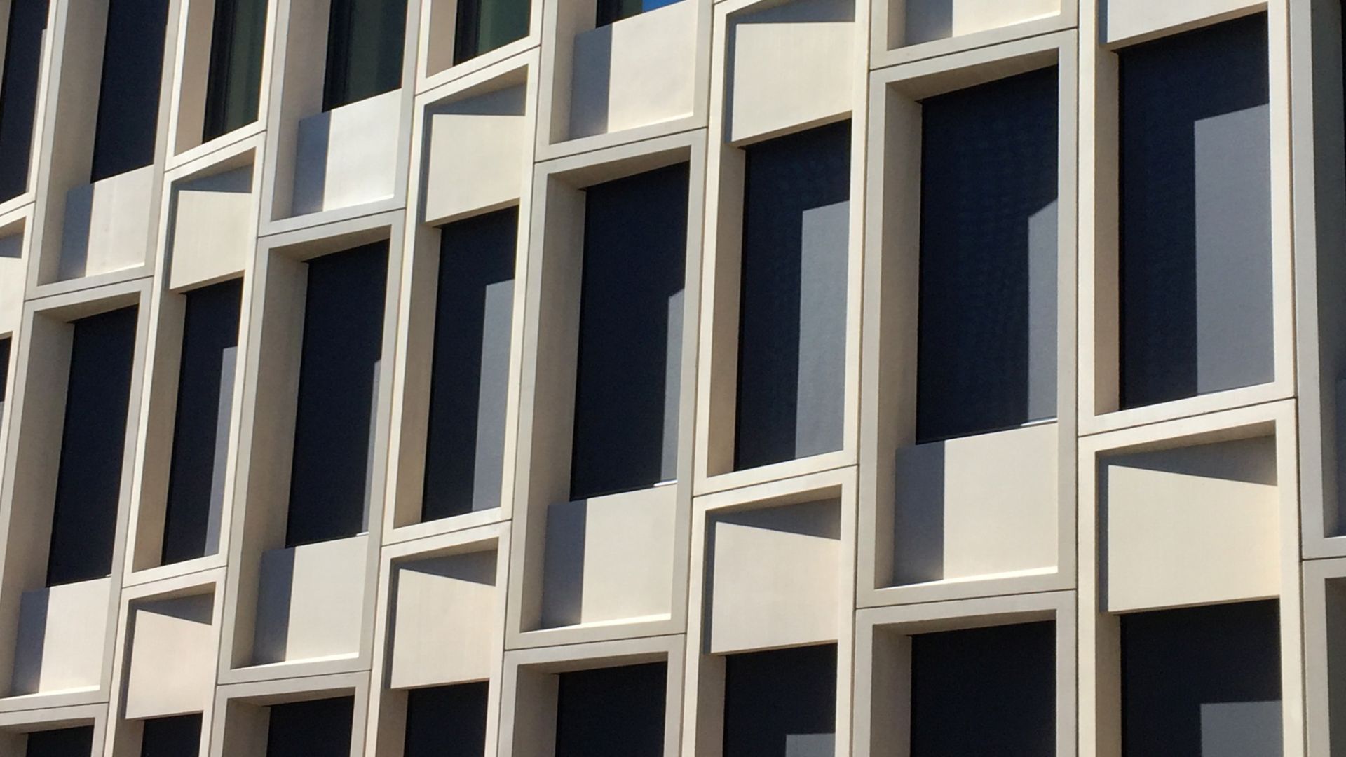 Precast colored concrete facade with Sika concrete admixtures at Limmat building in Zurich