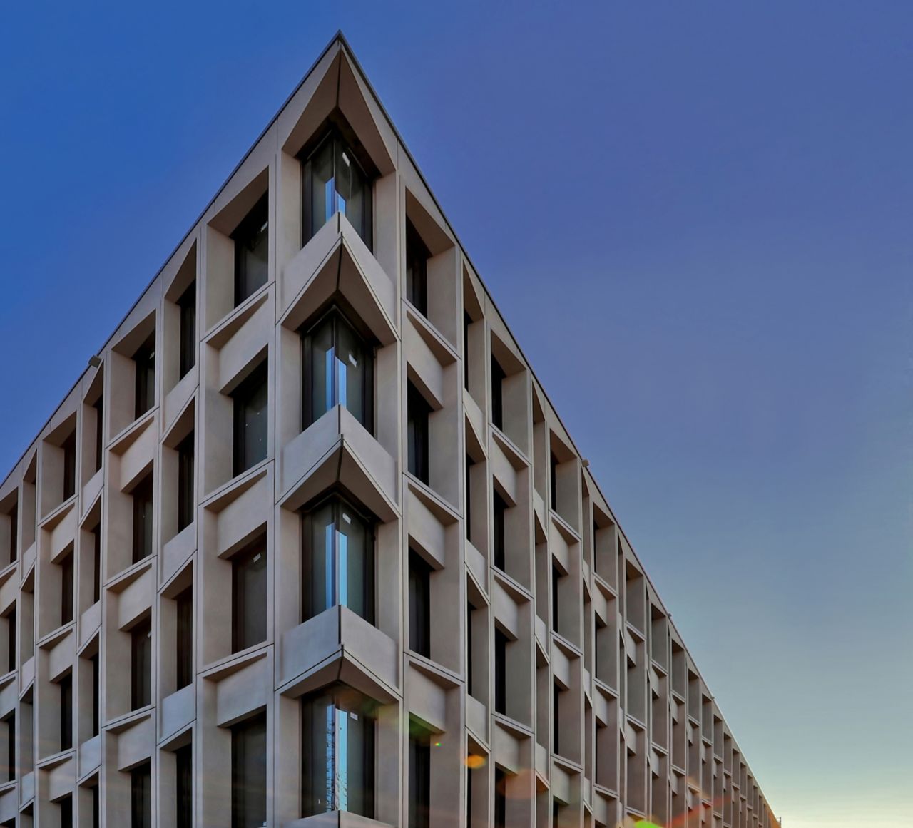 Precast colored concrete facade with Sika concrete admixtures at Limmat building in Zurich