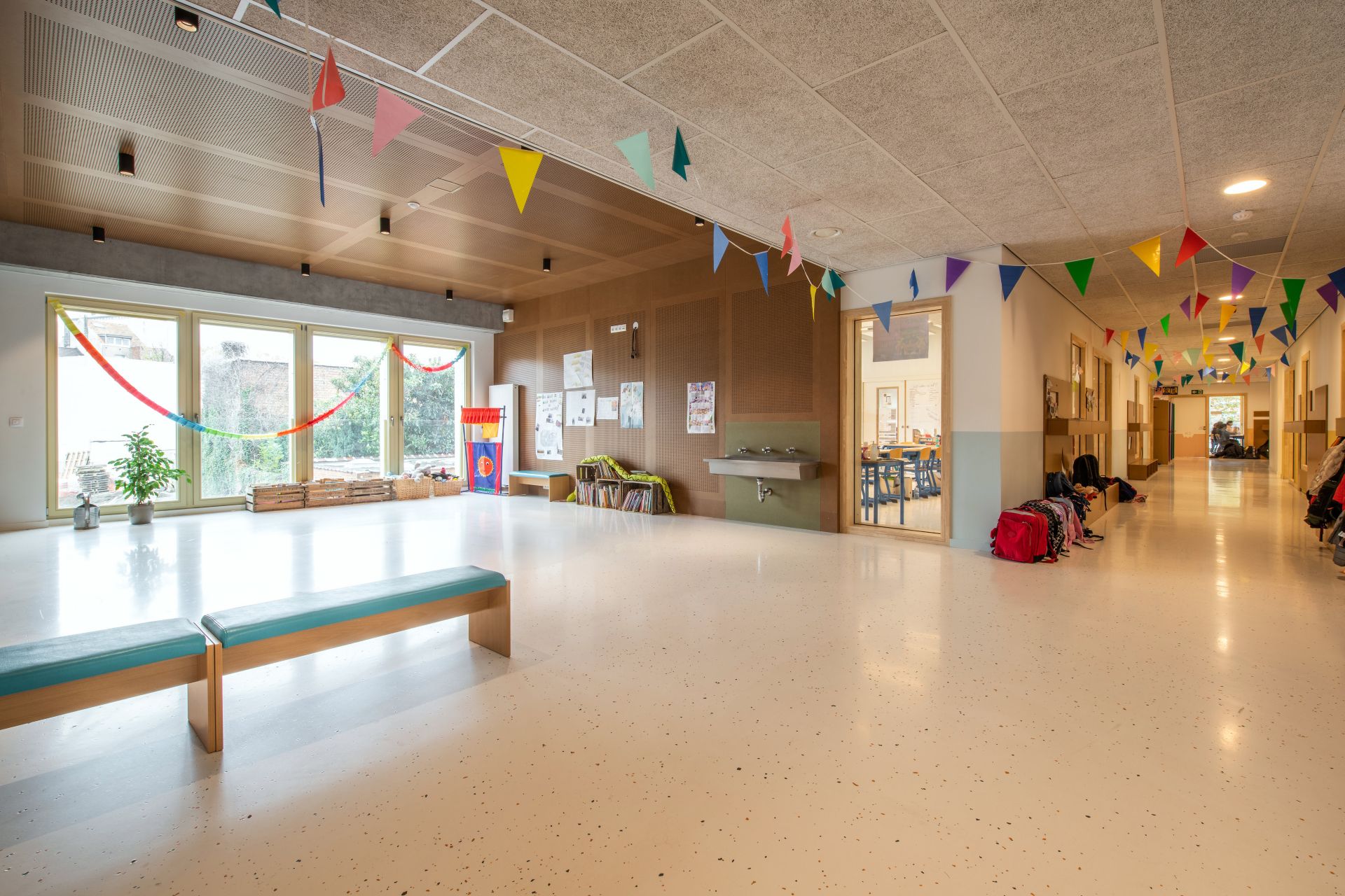 Municipal Primary School Ket, Belgium