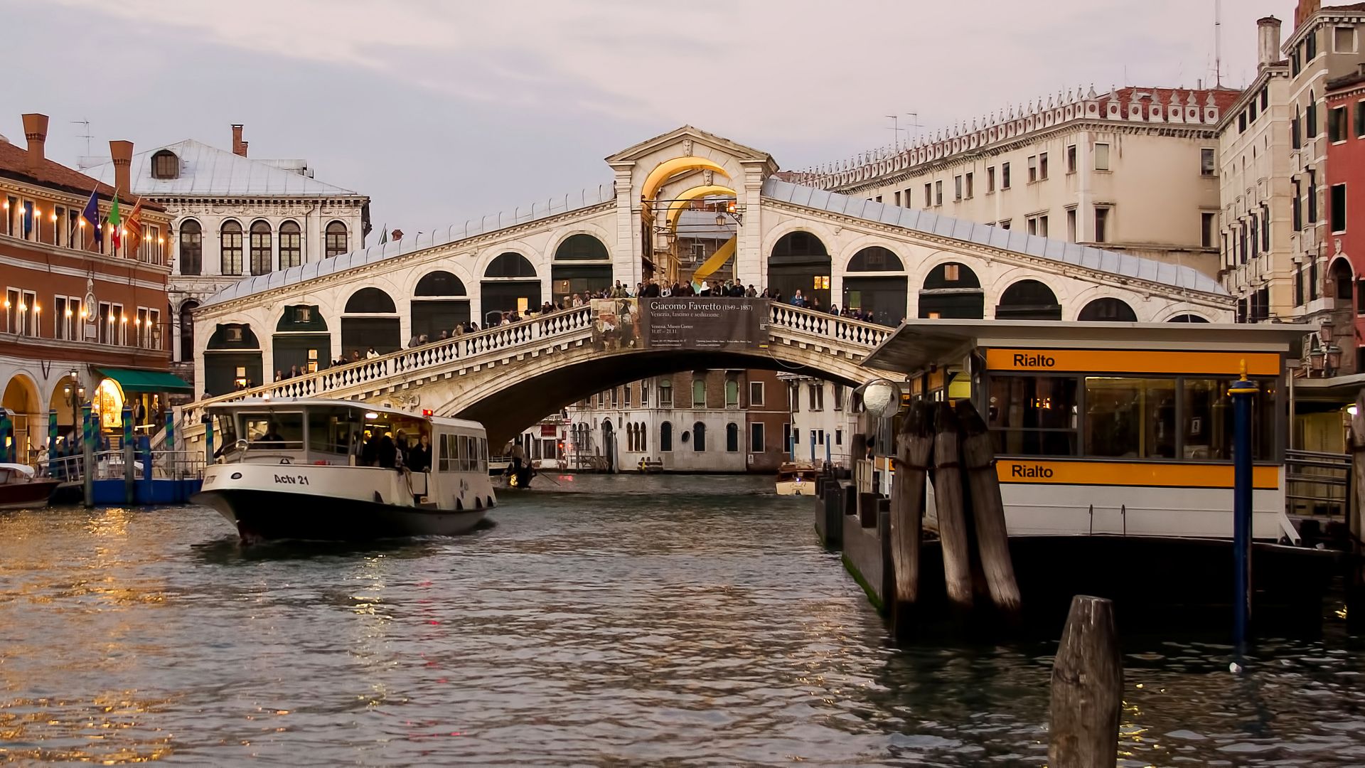 Rialto Bridge in Venice Italy 