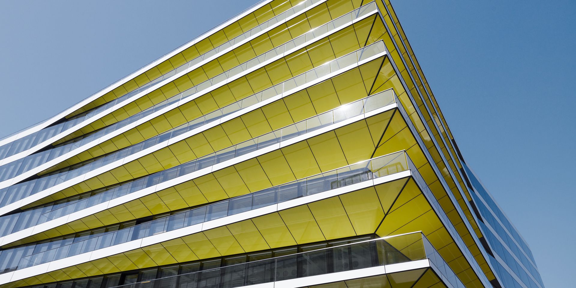 Riverbank House in London balcony with Sika glass wall grouting
