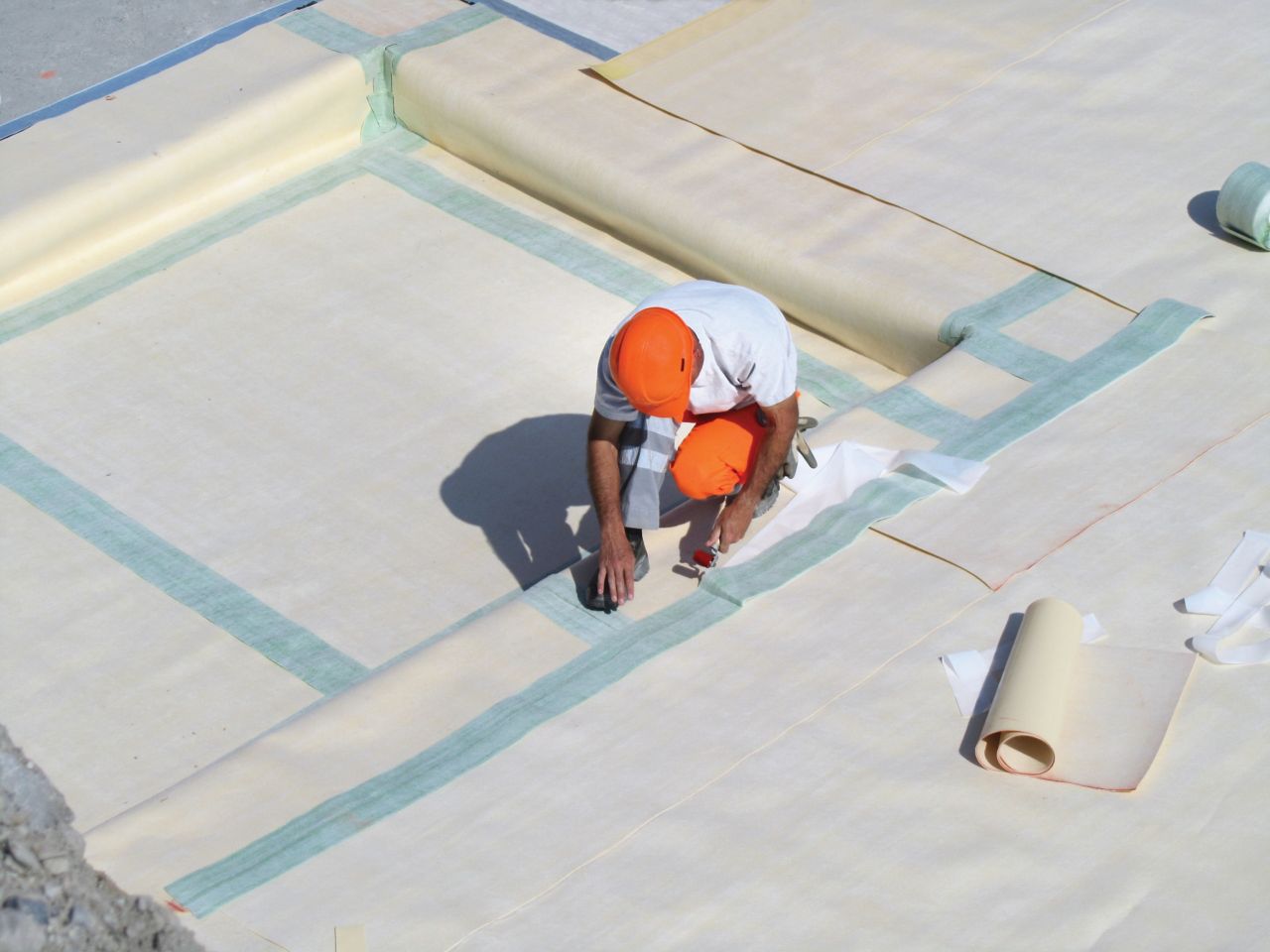 横套屋顶膜胶带密封解决方案