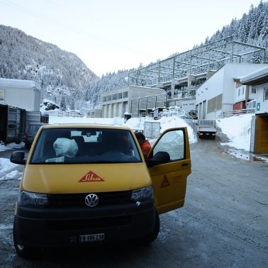 Sika concrete specialists at dam in Wallis, Switzerland