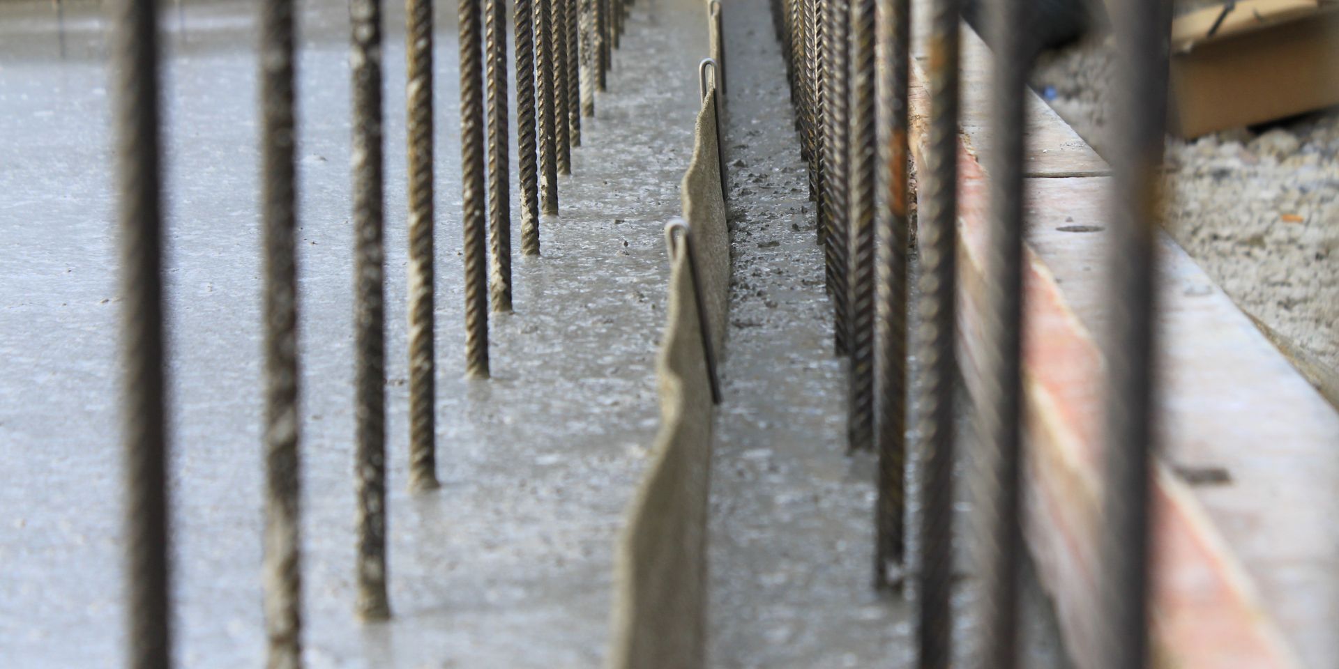 Sika waterbar water stop applied in poured concrete with rebar reinforcment construction site
