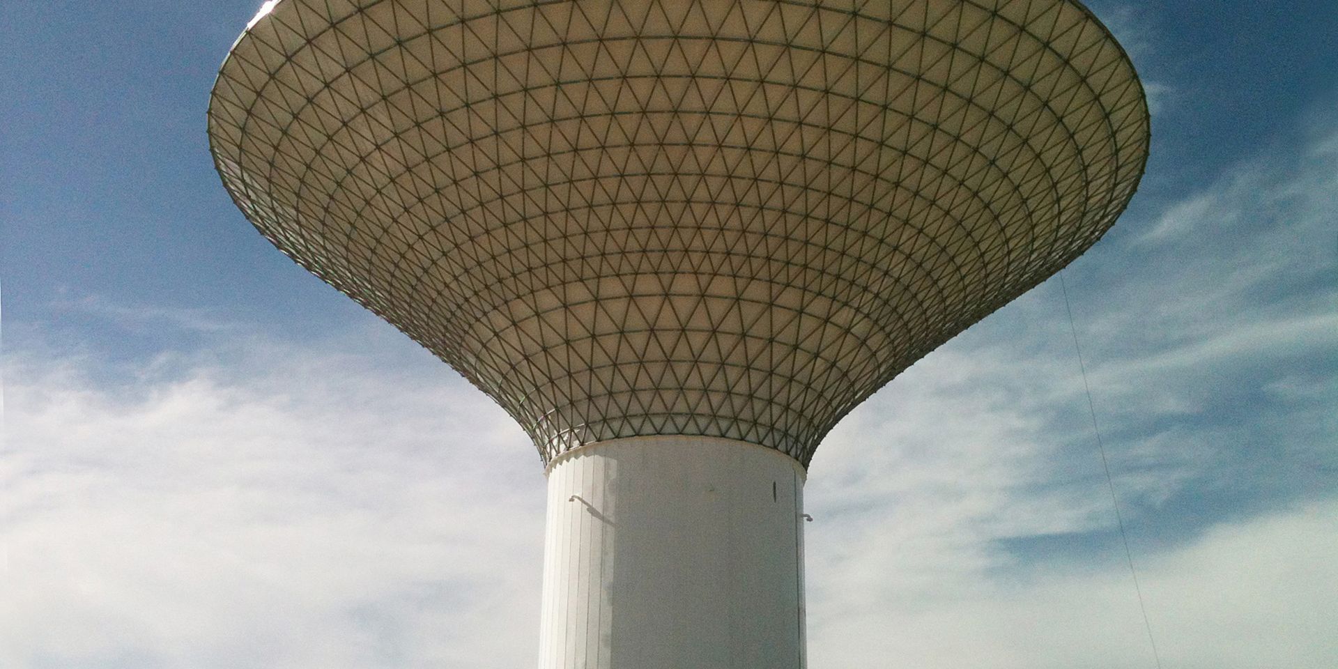 Sikaplan waterproofing membrane on water tower construction in Mexico