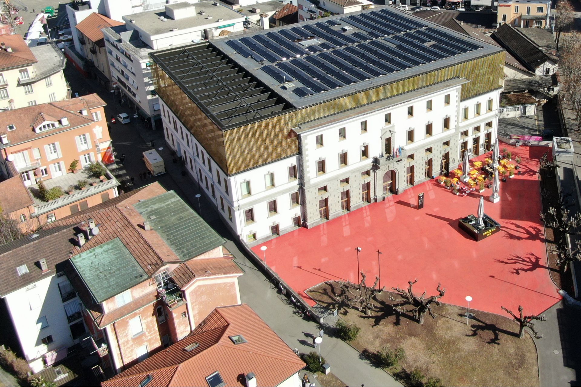 Sika SolarMount-1 on solar roof installed in east-west configuration in Locarno, Switzerland