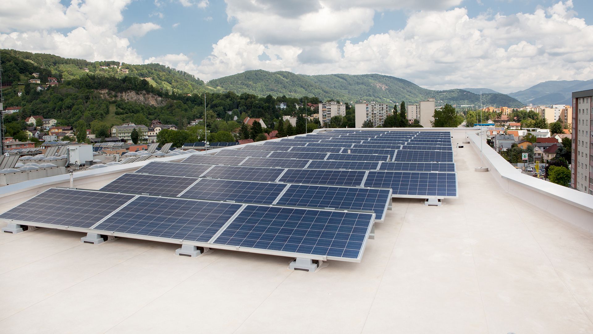 Sika SolarMount-1 on solar roof installed in south configuration in Graz, Austria