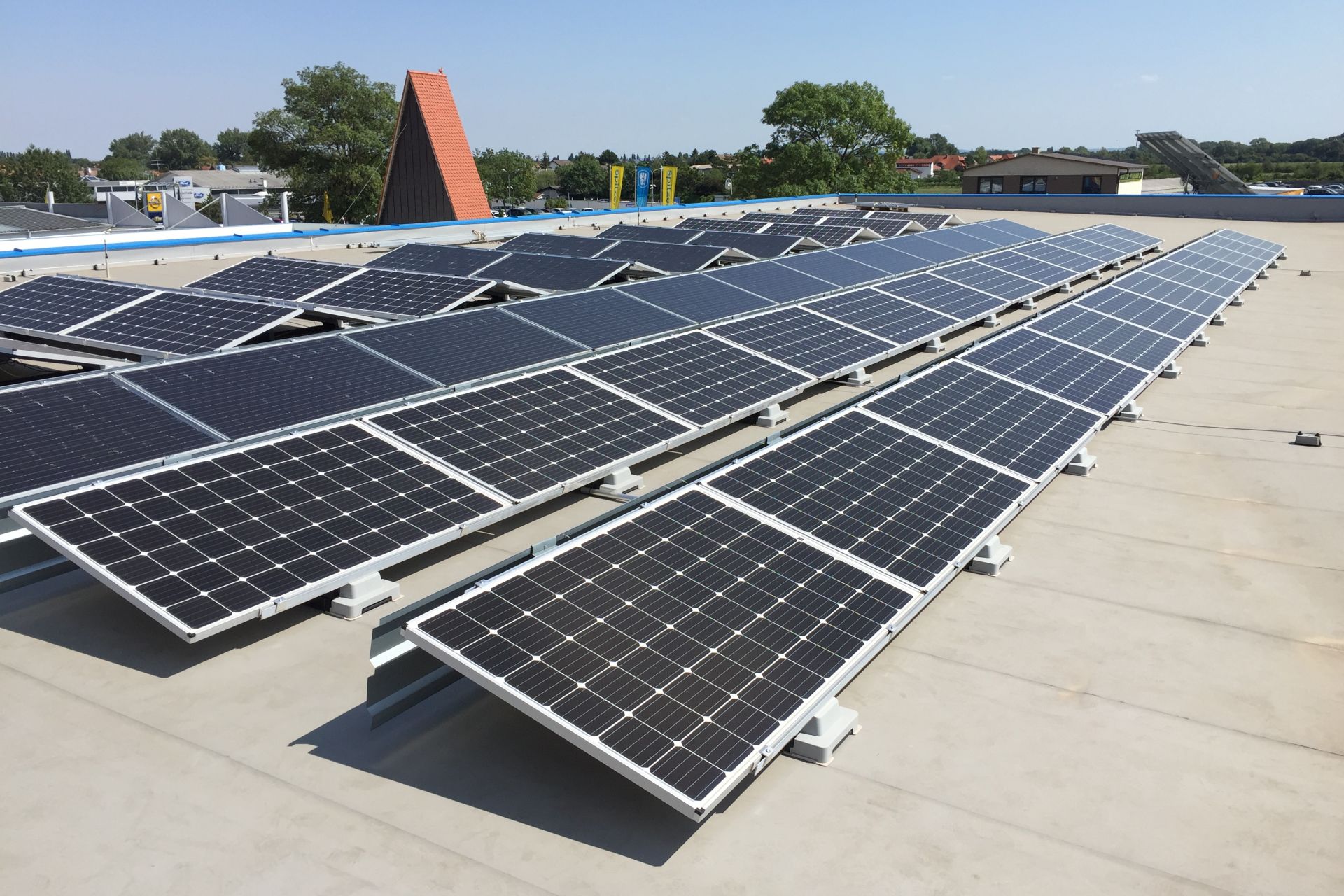 Sika SolarMount-1 on solar roof installed in south configuration in Oeynhausen, Germany