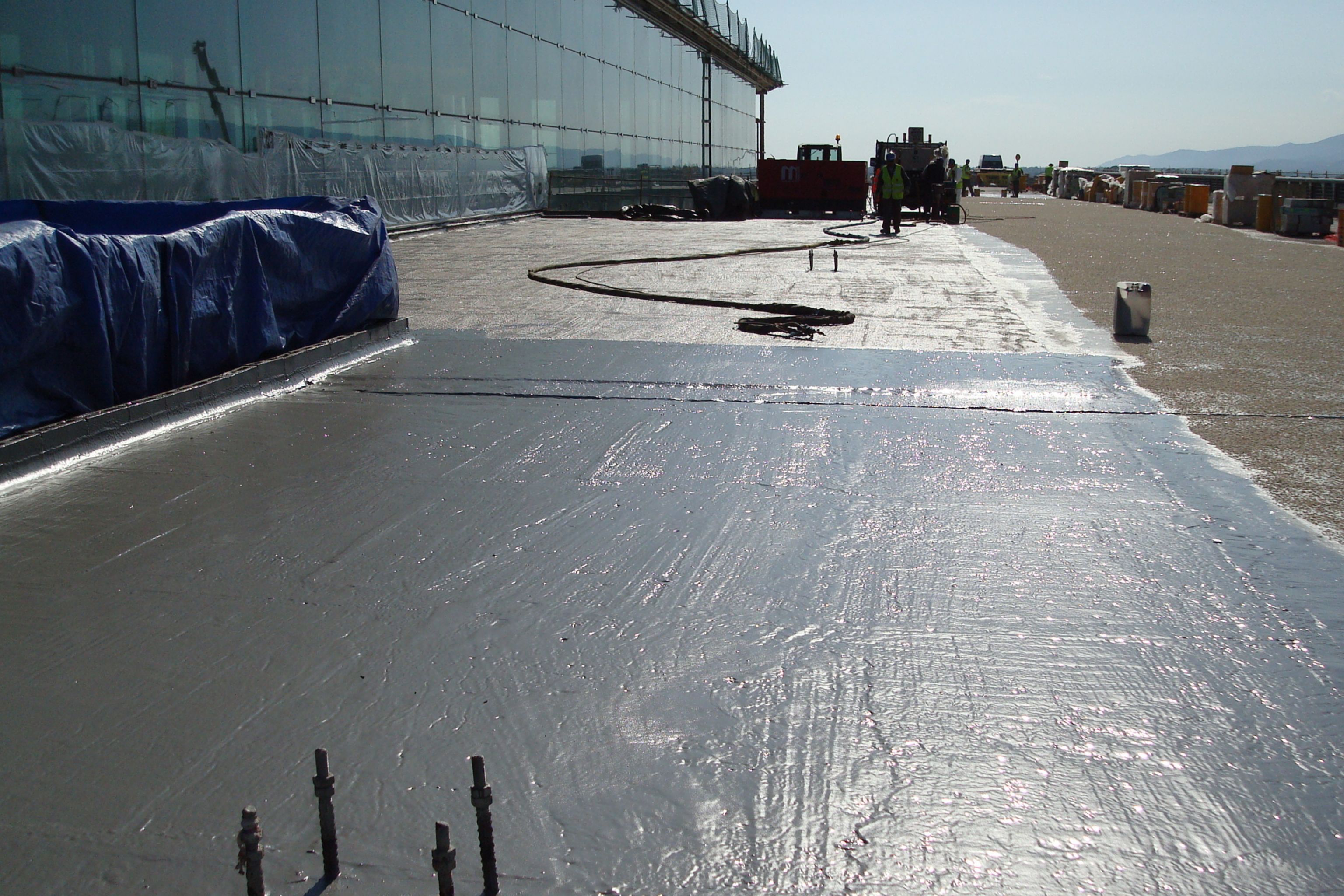 LAM Waterproofing System applied on the access road to Barcelona El Prat Airport Terminal