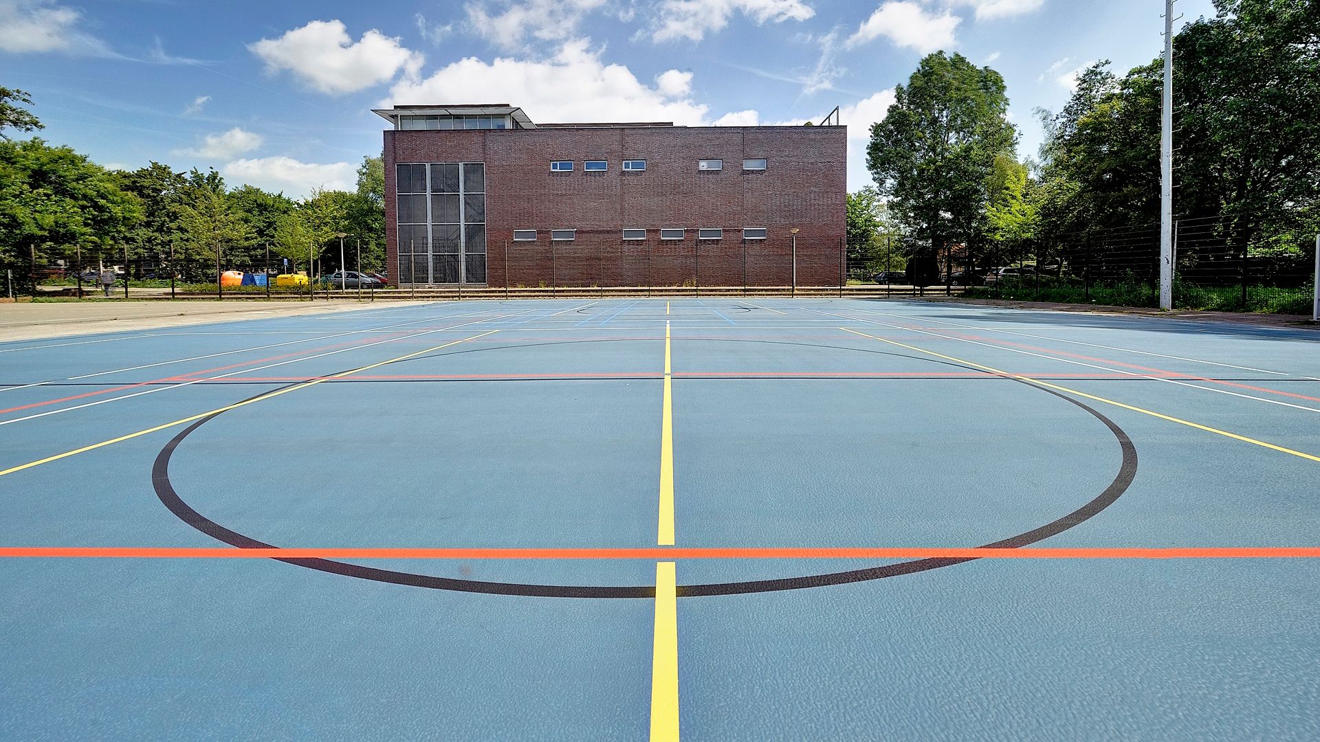 Outdoor multi-purpose sport floor by Sika