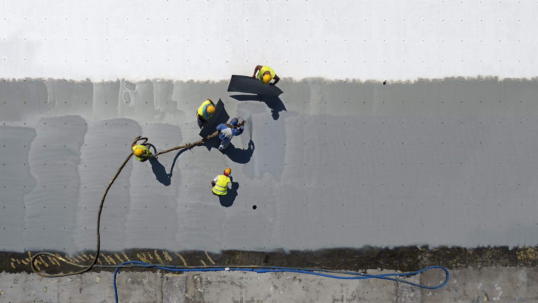 Roof refurbishment work of the Leaf Factory in Italy