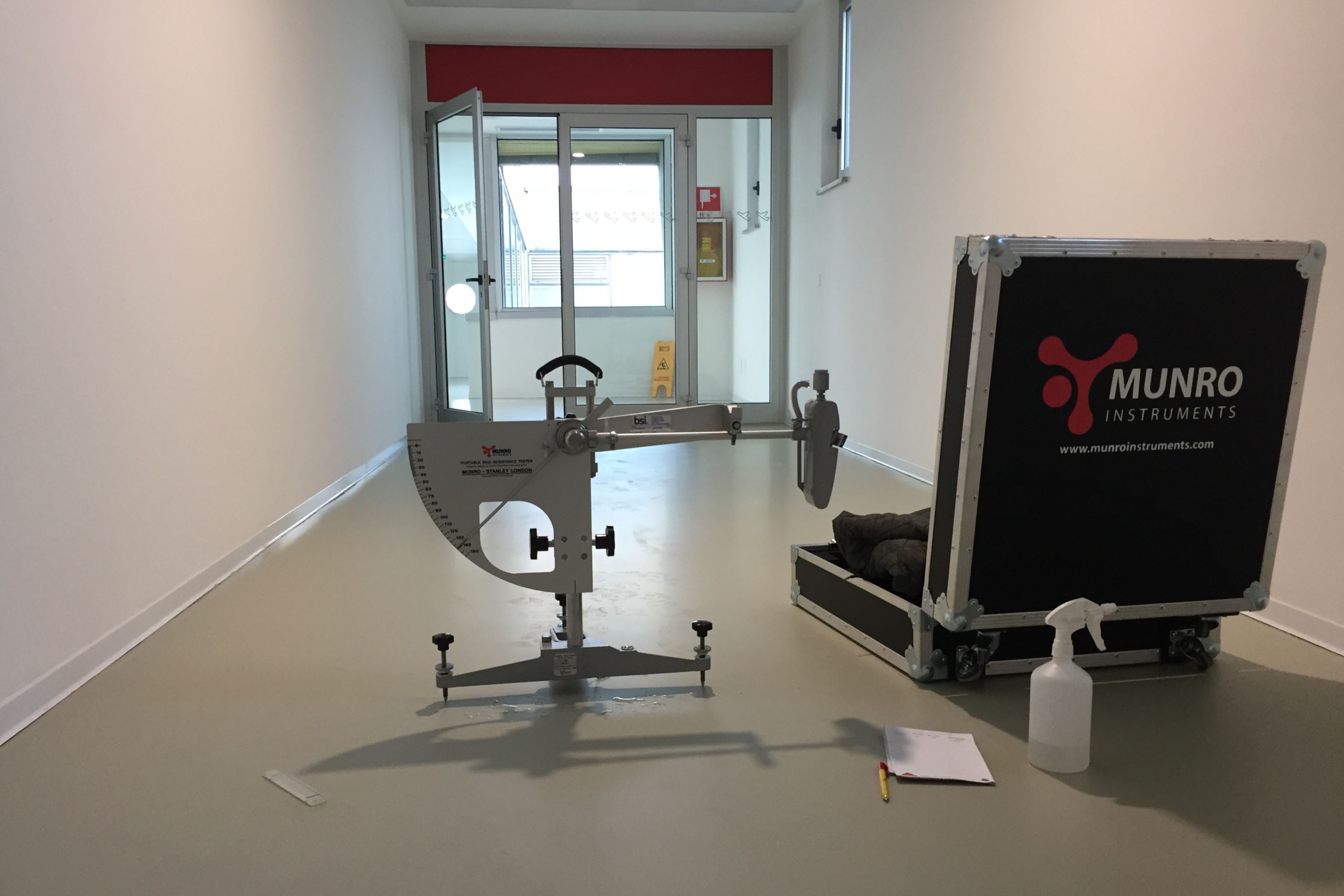 在的里雅斯特机场使用的地板机