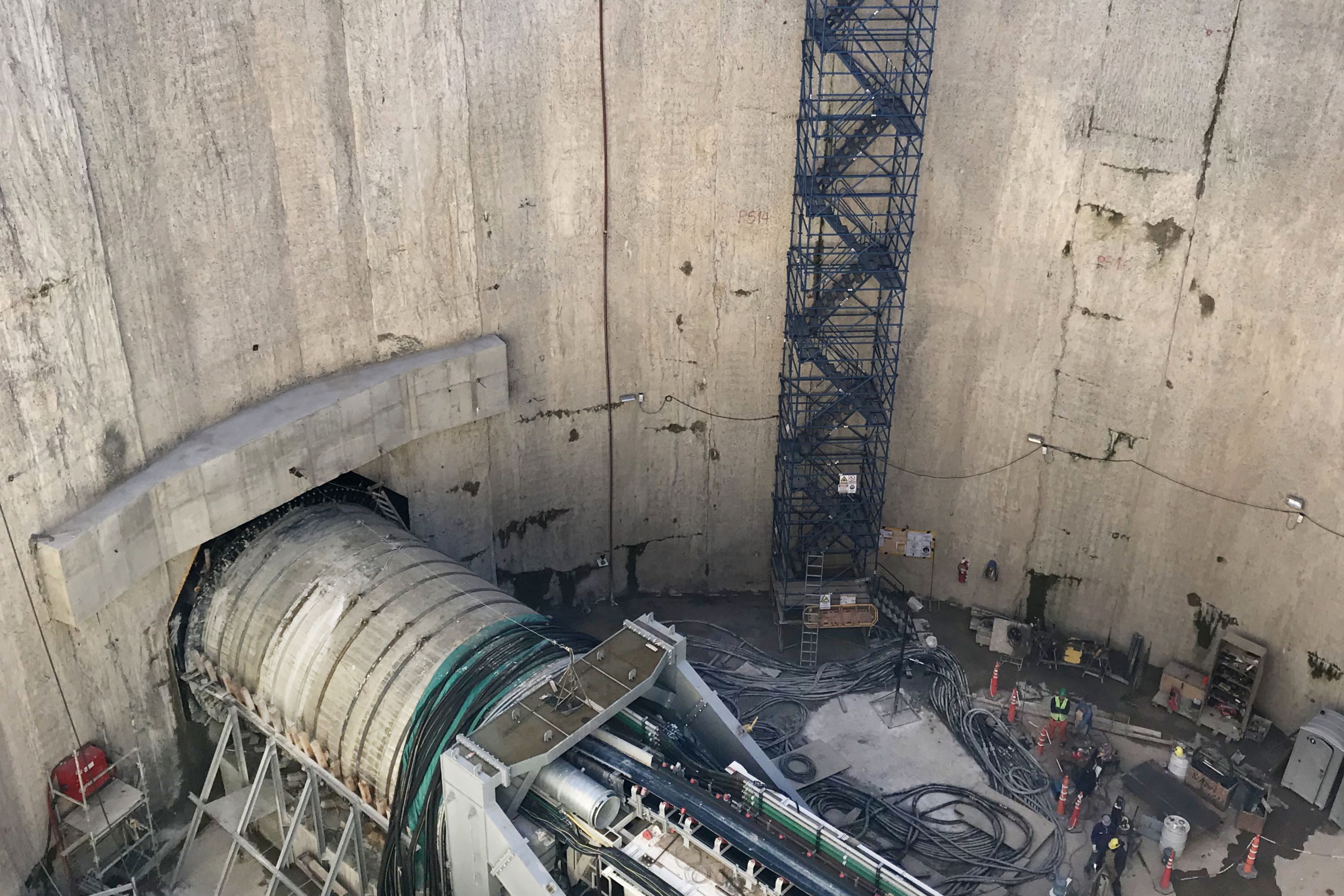Excavating the  Arroyo - Vega tunnel in Argentina with TBM