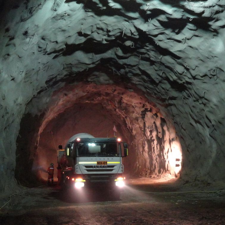 智利Chuquicamata地下矿井建设