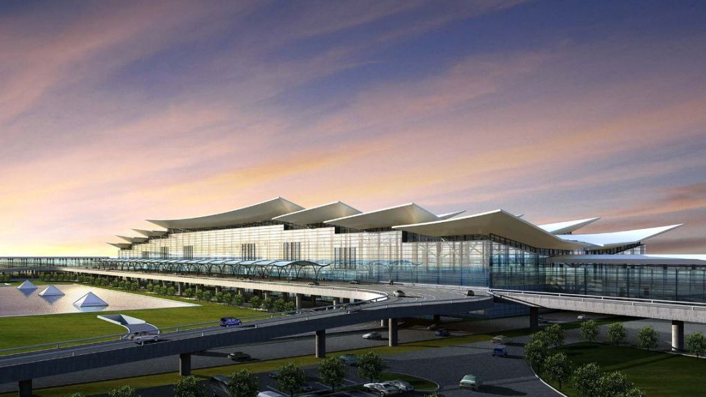 Airport terminal with modern roof construction