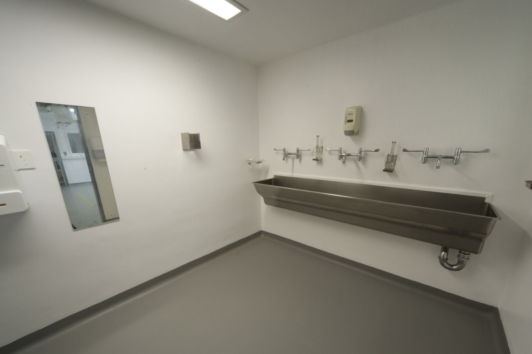 翻新纽约医院的手术室在英国