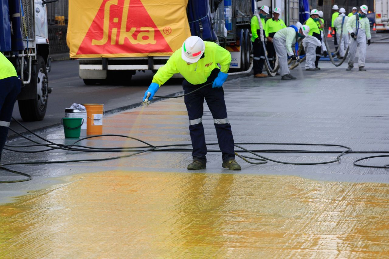 rms。悉尼港口桥梁沥青项目2012. SHB。防水和封印车道4-6南邻居北对方。20120121。文件名：20120121WE385.jpg .non-comply。