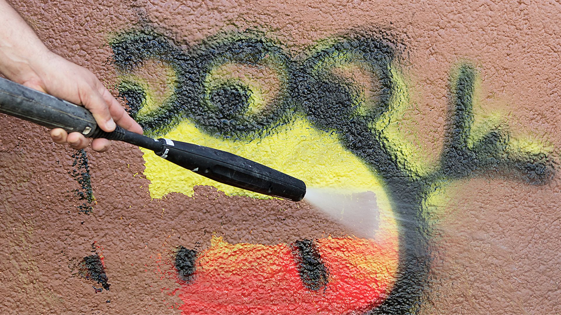 Fjerning av graffiti med Sikagard 850-systemet