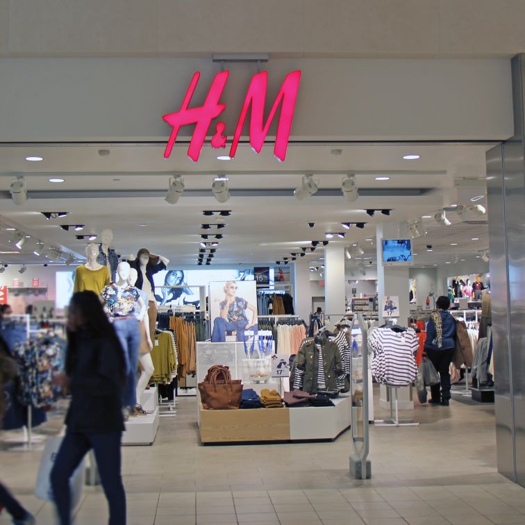 Tienda H&M porcelanato 2
