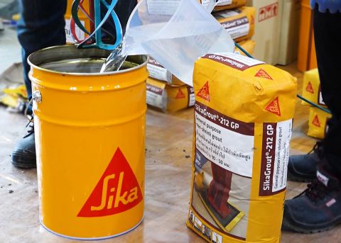 ปูนเกร้าท์ ผสมน้ำ