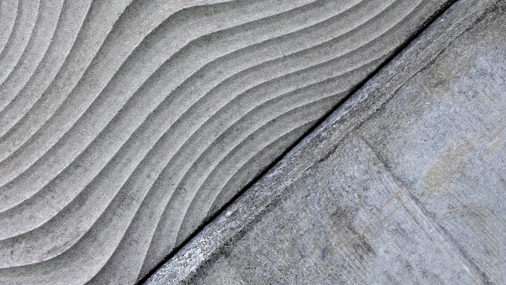 Architectural textured concrete wall produced with Sika concrete admixtures at Limmat building in Zurich