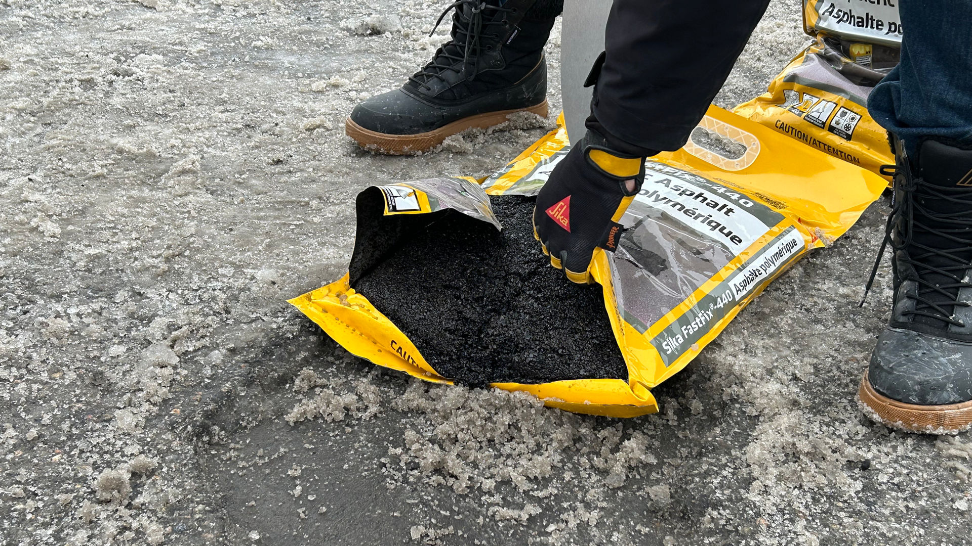 FastFix-440-Polymeric-Asphalt