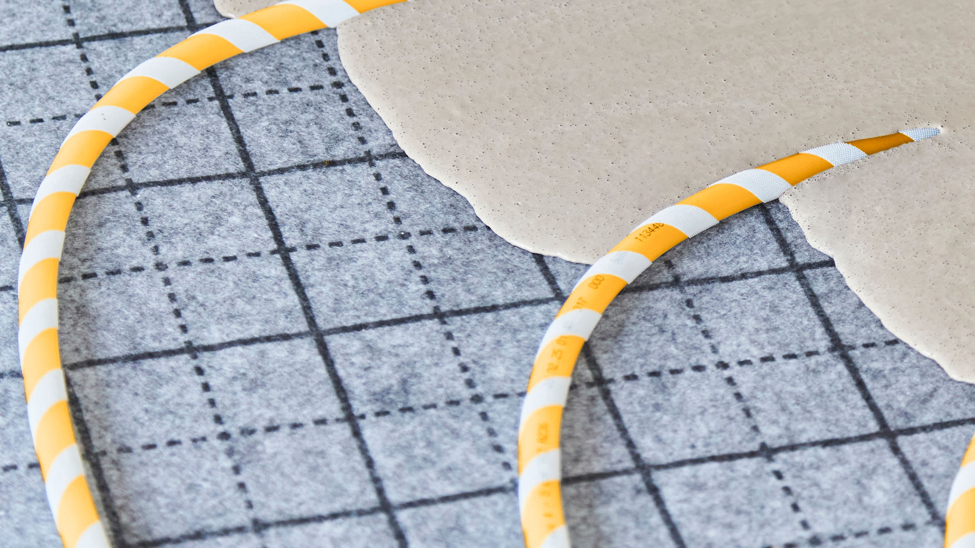 Schönox RS 50 flooring installation setup