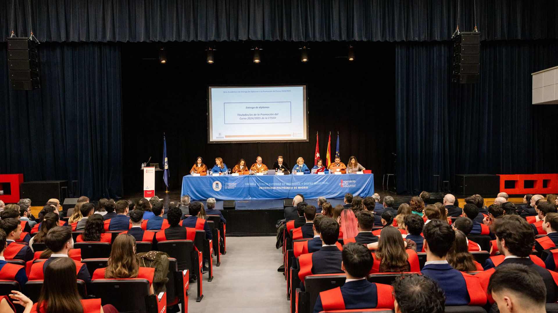 Entrega de diplomas UPM