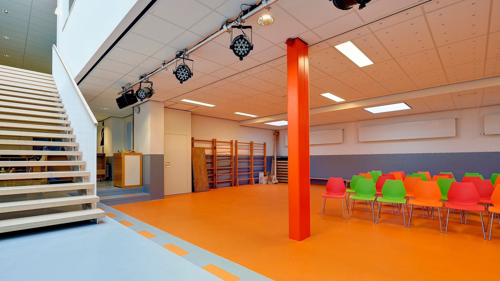 Basisschool De Vuurvogel, Tilburg floor finished project