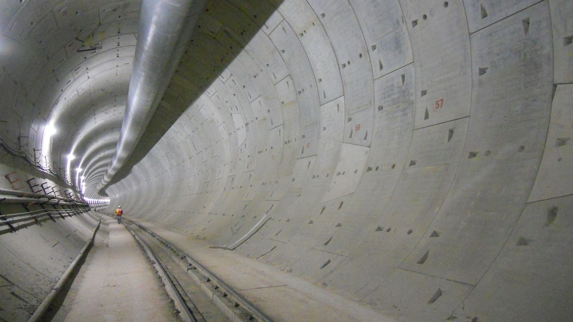 Rail tunnel