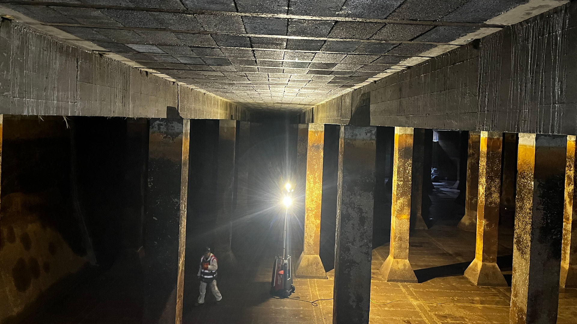 Underground structure with inspection lighting