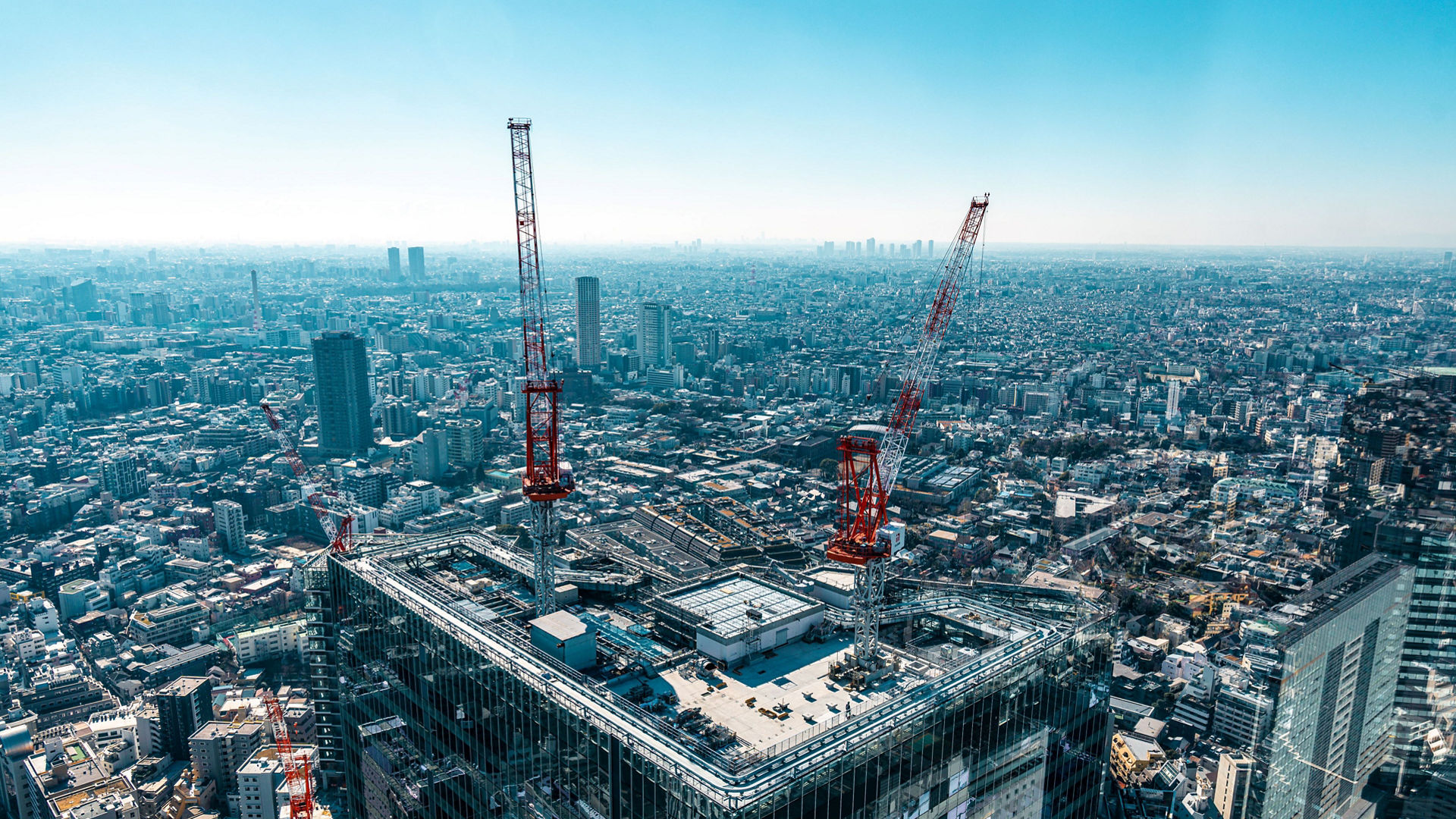 Construction in tokyo skyline