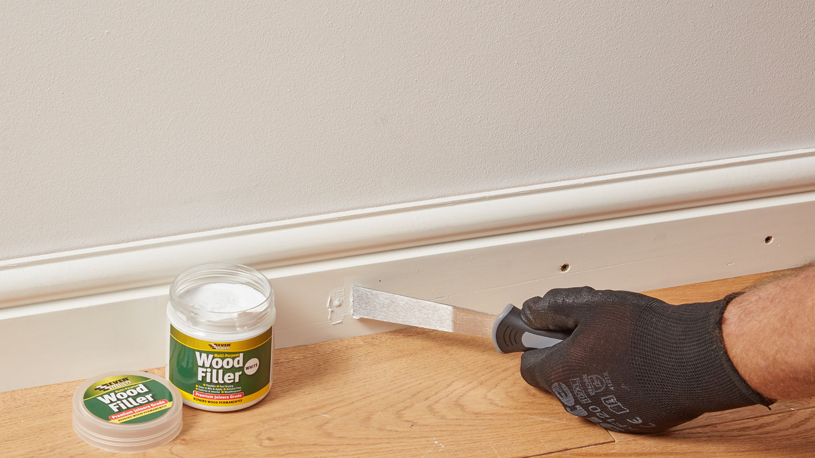 ukd_sika_502_wood_filler_application_header