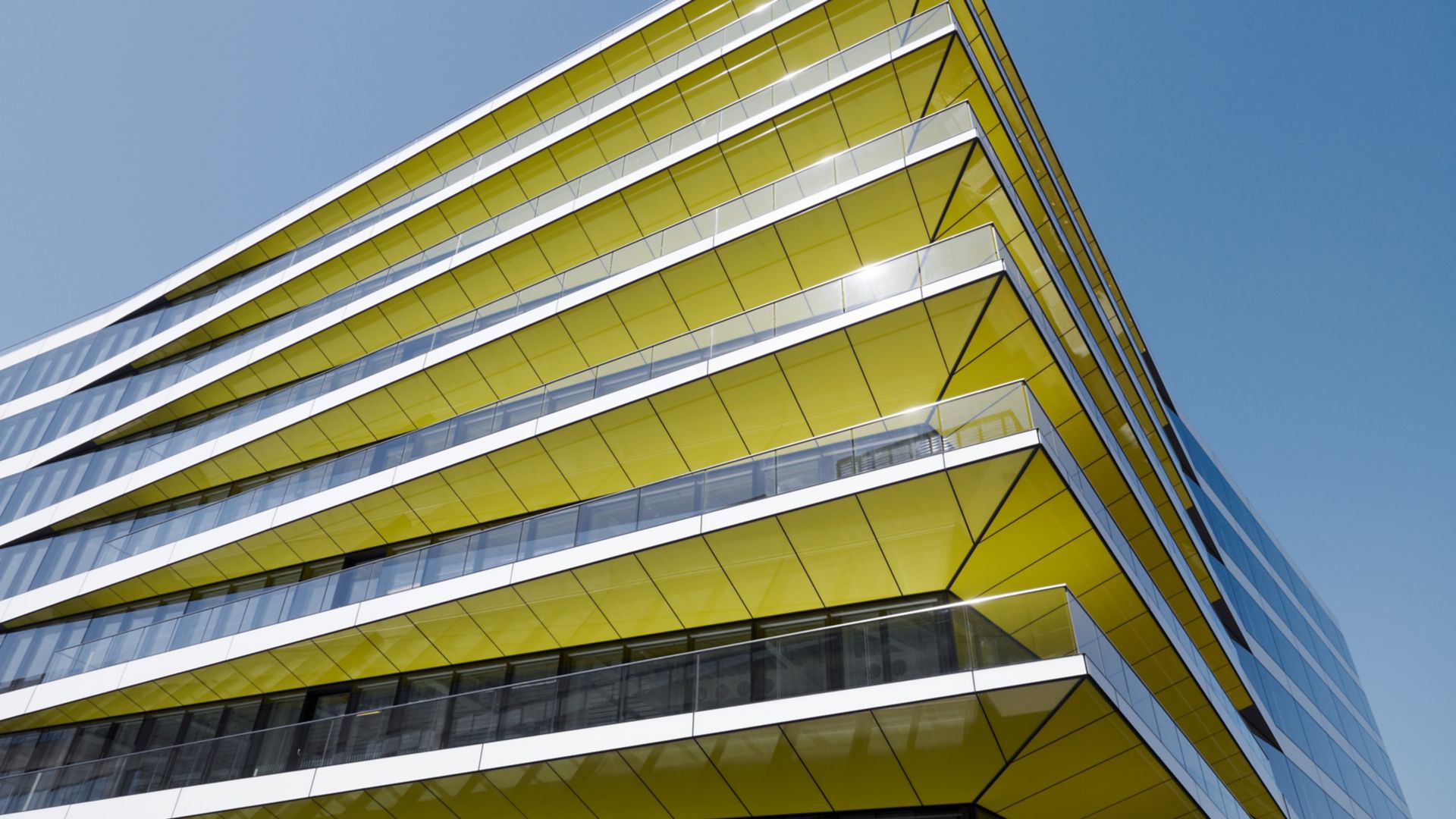 Riverbank House in London balcony with Sika glass wall grouting