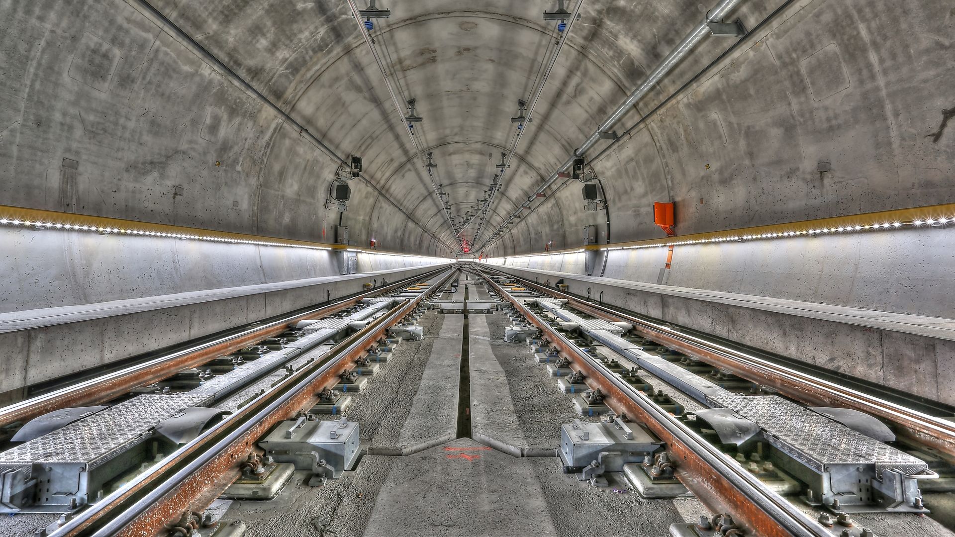 Train railway tunnel with Sika Watertight concrete